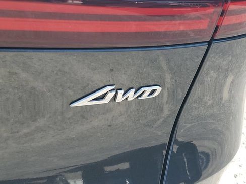 Used 2023 Genesis GV70 2.5T w/ Advanced Package AWD/4WD image 28