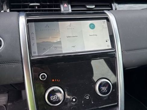 Used 2021 Land Rover Discovery Sport S image 4