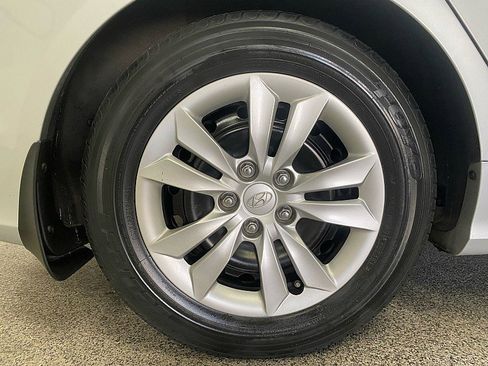 Used 2012 Hyundai Sonata GLS image 24