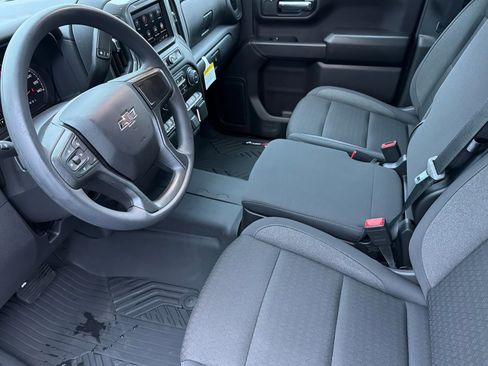 New 2026 Chevrolet Silverado 1500 Custom Trail Boss w/ LPO, Dark Essentials Package AWD/4WD image 7
