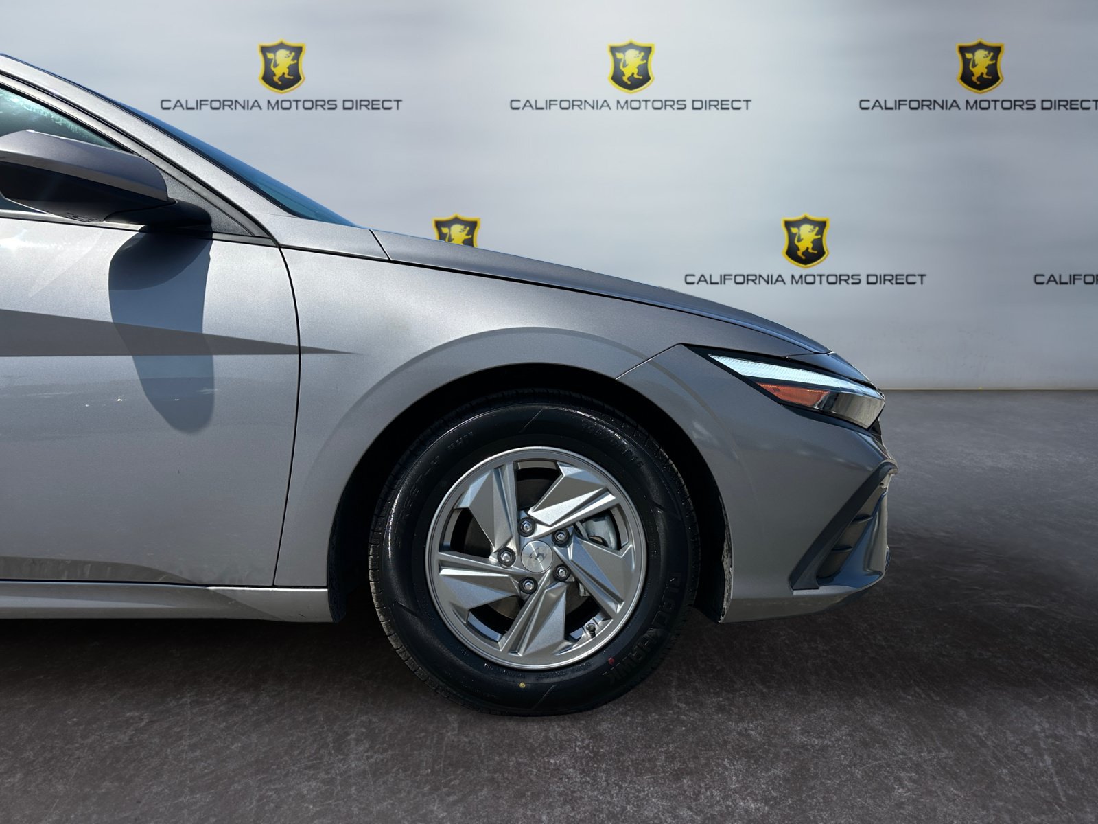 Used 2024 Hyundai Elantra SE FWD image 14
