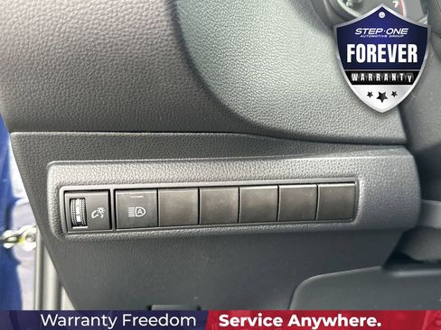 Used 2024 Toyota Corolla LE w/ LE Convenience Package FWD image 18