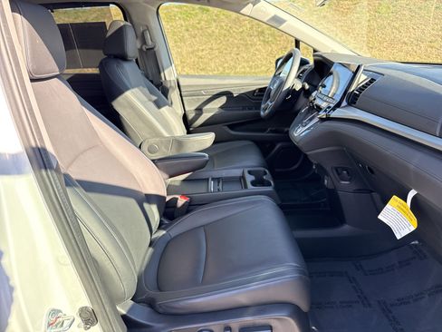 Certified 2024 Honda Odyssey EX-L image 34