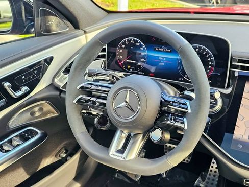 Certified 2026 Mercedes-Benz E 53 AMG e 4MATIC Sedan image 29