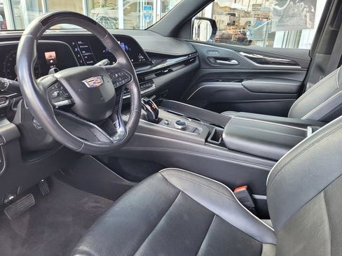 Used 2023 Cadillac Escalade ESV Sport image 11