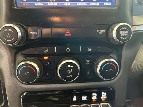 Used 2019 RAM 1500 Big Horn RWD image 47