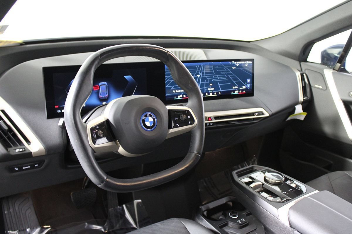 Used 2024 BMW iX xDrive50 w/ Convenience Package AWD/4WD image 5
