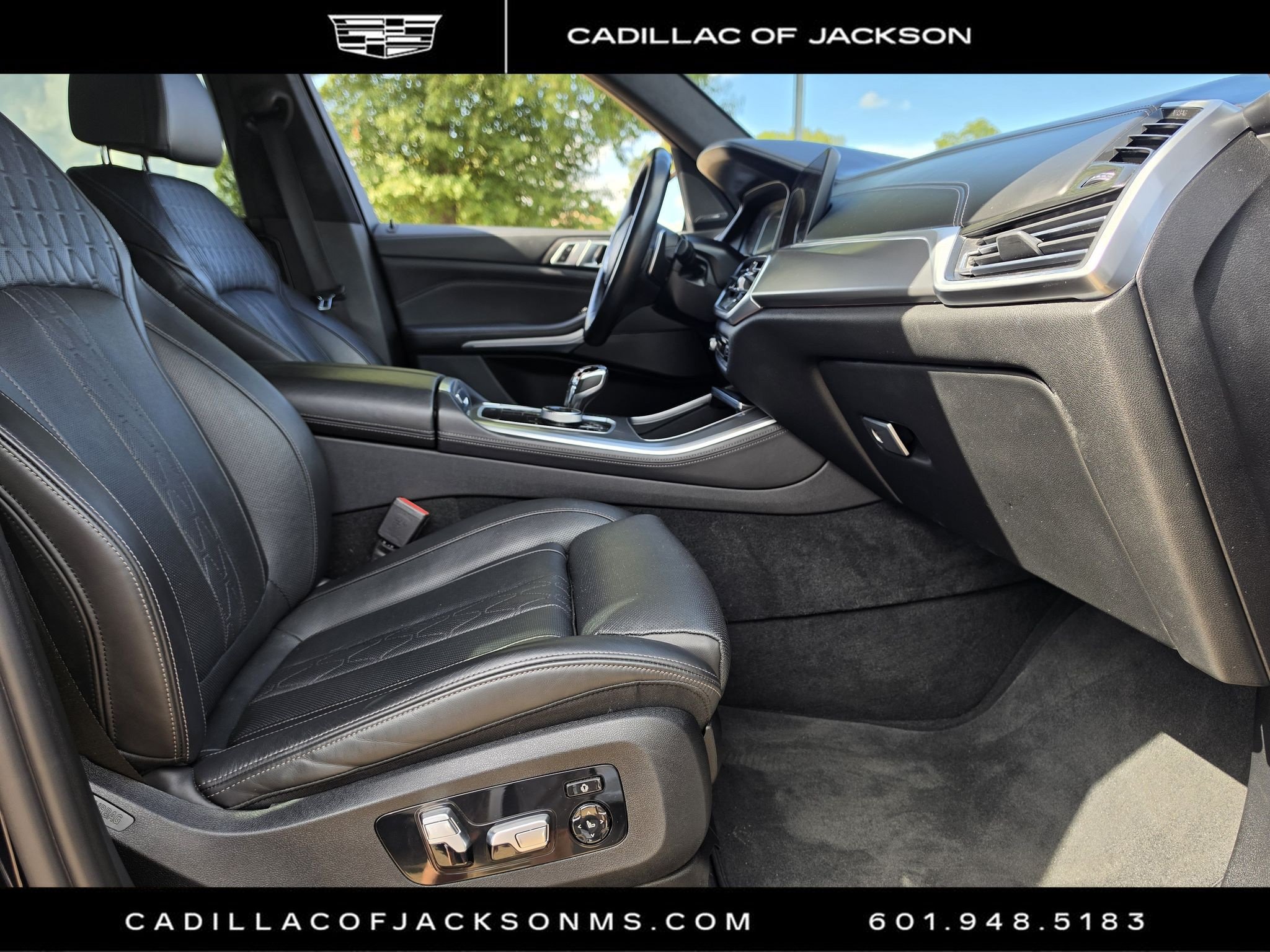 Used 2022 BMW X5 M50i w/ Executive Package AWD/4WD image 26