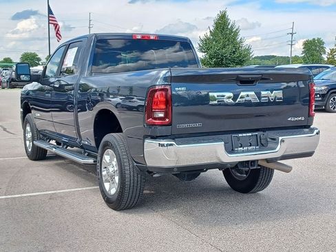 Used 2026 RAM 2500 Big Horn AWD/4WD image 3