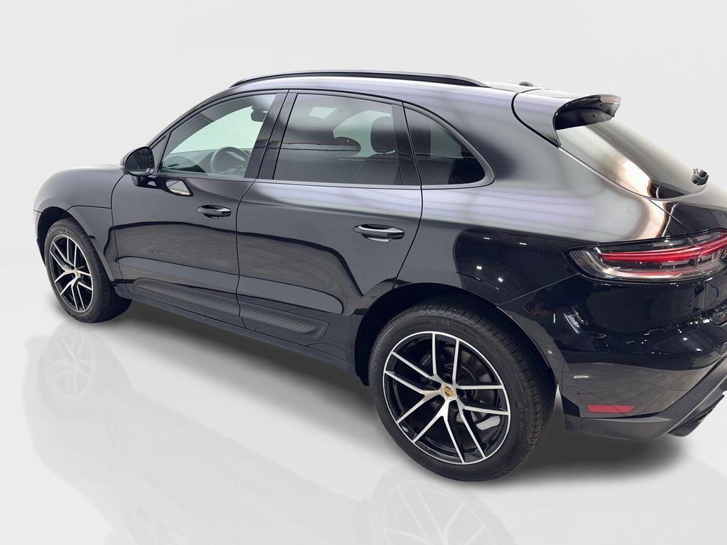 Used 2024 Porsche Macan Turbo AWD/4WD image 15
