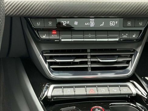 Used 2022 Audi e-tron GT Prestige AWD/4WD image 17