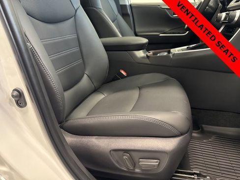New 2025 Toyota RAV4 Limited image 4