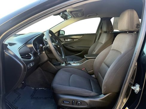 Used 2022 Chevrolet Malibu LT FWD image 10