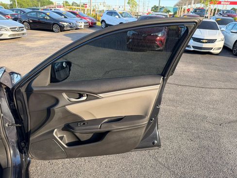 Used 2019 Honda Civic LX image 17
