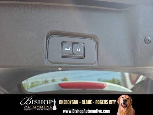 Used 2024 Nissan Rogue SV AWD/4WD image 20