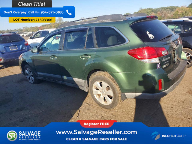 Used 2010 Subaru Outback 2.5i Premium AWD/4WD image 3