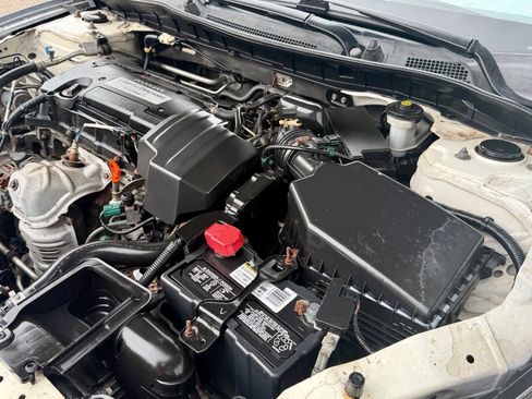 Used 2013 Honda Accord LX image 17