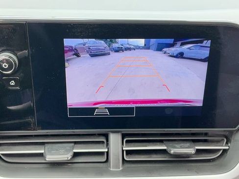 Used 2024 Chevrolet Trax LS w/ LS Convenience Package FWD image 20