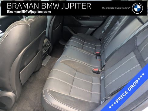 Used 2021 Land Rover Range Rover Velar R-Dynamic S image 14