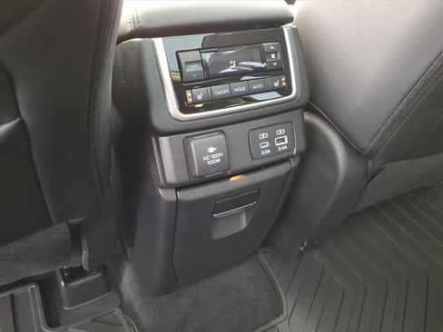New 2026 Subaru Ascent Touring image 8