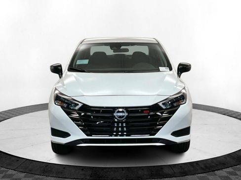 New 2025 Nissan Versa SR w/ Trunk Package image 8