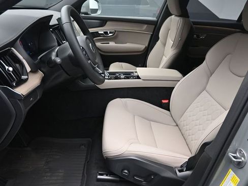 Used 2026 Volvo XC90 B6 Plus w/ Protection Package Premier image 18