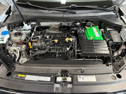 Used 2018 Volkswagen Tiguan SE AWD/4WD image 20