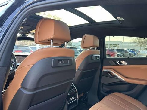 Certified 2022 BMW X6 M50i image 23