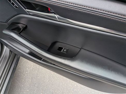 Used 2025 MAZDA MAZDA3 s image 35