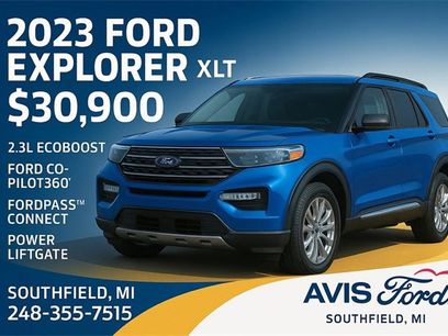 Certified 2023 Ford Explorer XLT w/ Equipment Group 202A