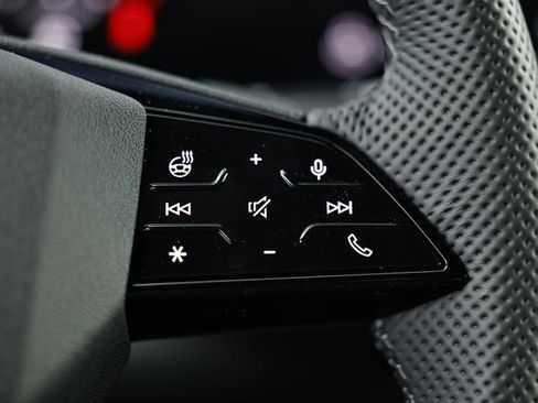 New 2025 Audi SQ5 Premium Plus image 34