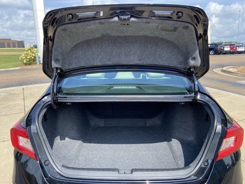 Used 2018 Honda Accord EX-L image 26