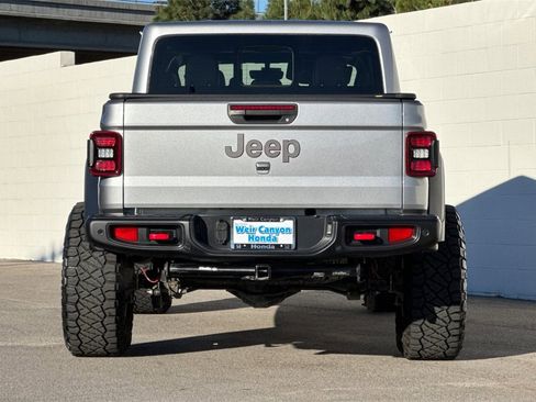 Used 2020 Jeep Gladiator Rubicon image 8