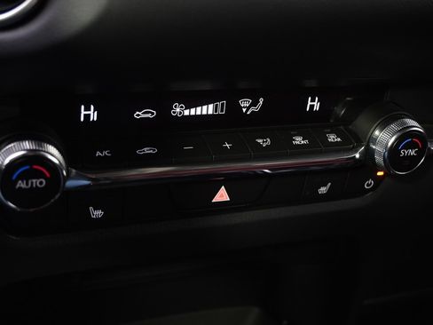 Used 2024 MAZDA CX-30 AWD 2.5 S w/ Preferred Package image 32