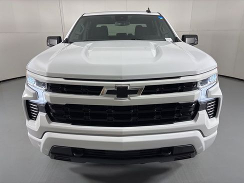 Used 2024 Chevrolet Silverado 1500 RST image 4