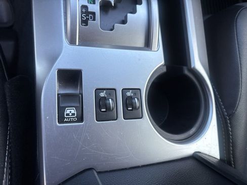 Used 2018 Toyota 4Runner SR5 Premium image 19