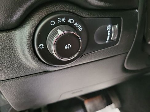 Used 2023 Dodge Durango GT image 42