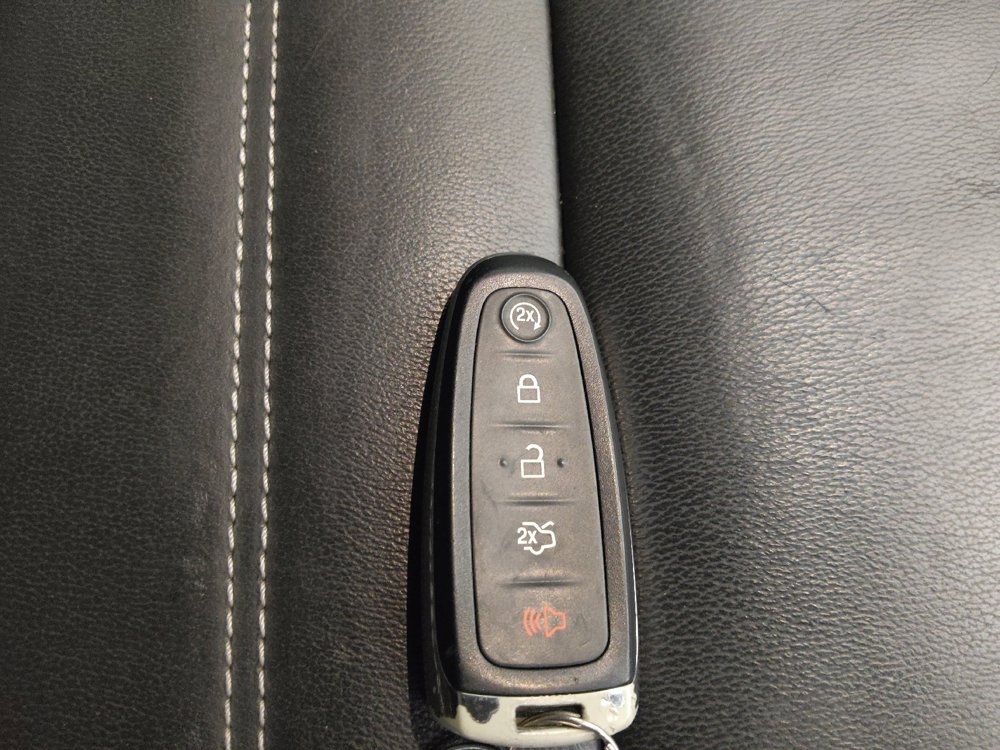 Used 2017 Ford Escape Titanium AWD/4WD image 32