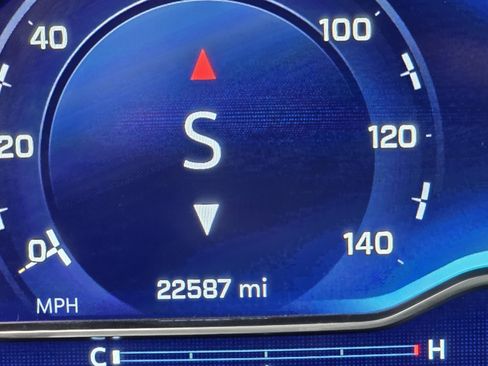 Certified 2024 Chevrolet Silverado 3500 LTZ w/ LTZ Plus Package image 16