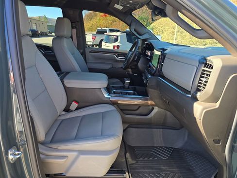 Certified 2025 Chevrolet Silverado 1500 LT Trail Boss w/ LT Trail Boss Premium Package image 30