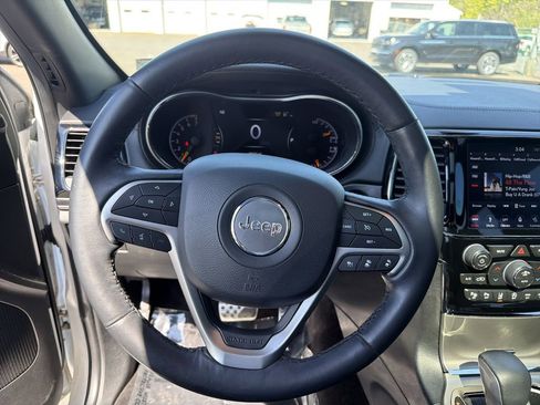 Used 2019 Jeep Grand Cherokee High Altitude AWD/4WD image 21