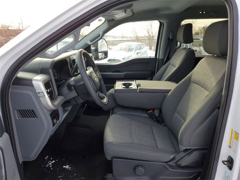 Used 2025 Ford F250 XL w/ STX Appearance Package image 9