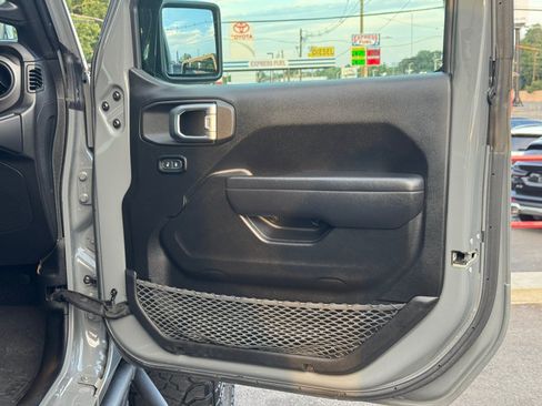 Used 2023 Jeep Wrangler 4WD High Altitude image 46