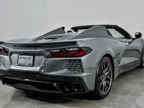 Used 2023 Chevrolet Corvette Stingray Premium Conv w/ Z51 Performance Package RWD image 12