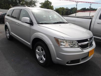 Used 2010 Dodge Journey SXT w/ Flexible Seating Group