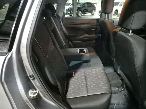 Used 2025 Mitsubishi Outlander Sport AWD image 23