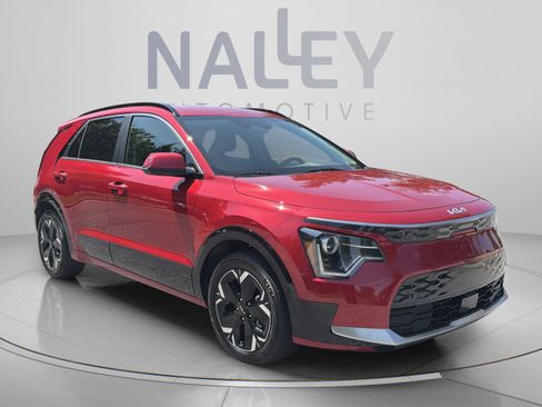 Certified 2024 Kia Niro Wind FWD image 7