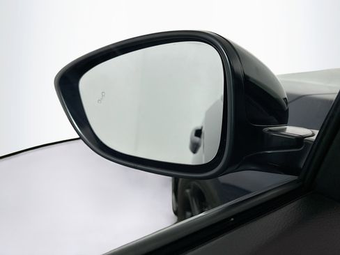 Used 2025 Honda Accord SE image 16