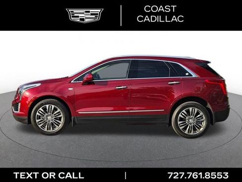 Used 2018 Cadillac XT5 Premium Luxury w/ Driver Assist Package FWD image 3