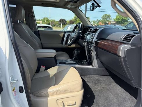 Used 2016 Toyota 4Runner Limited AWD/4WD image 12